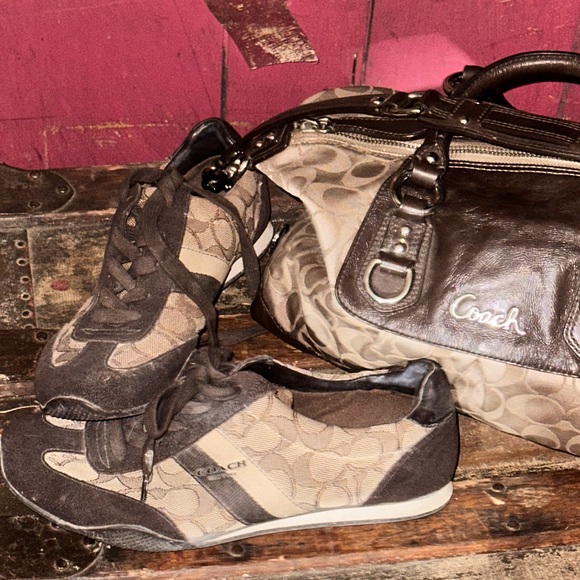 Coach bundle - Picture 6 of 8